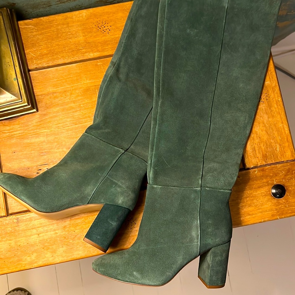 Knee-high suede boots